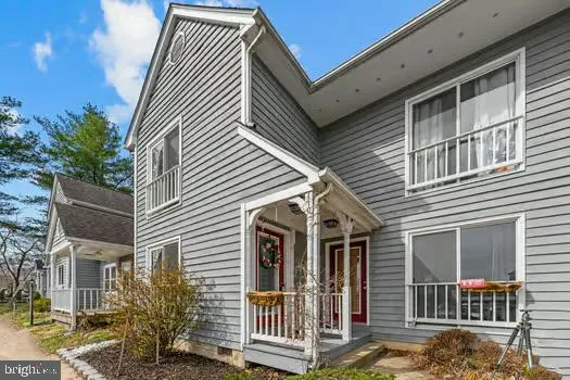 $399,900 | 110 West O Street, Purcellville, VA 20132