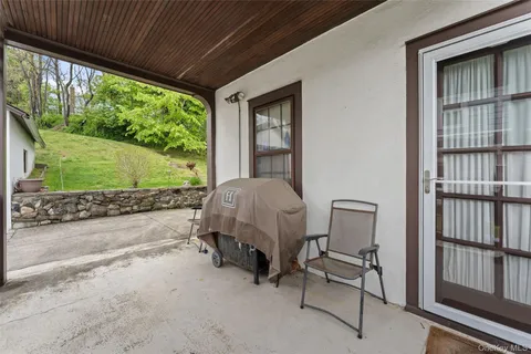 $599,000 | 31 Lynton Place, White Plains, NY 10606