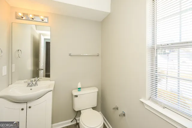 $1,900 | 1579 Isleworth Circle, College Park, GA 30349