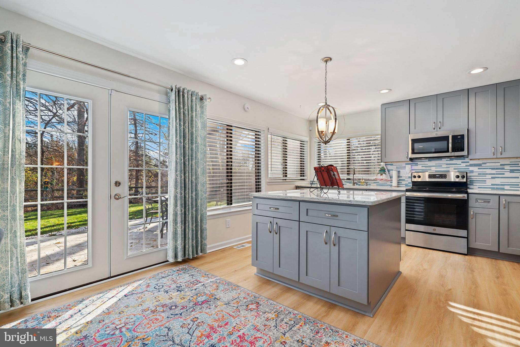 18917 Glendower Road Gaithersburg, MD 20879 - Photo 8 of 34 Gallery Image 8