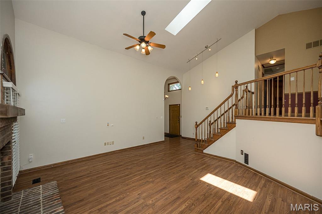 16740 North Fork Ridge Drive Florissant, MO 63034 - Photo 12 of 62