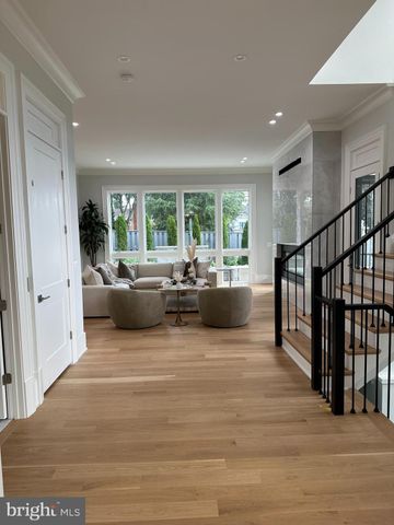 $4,400,000 | 6508 Halls Farm Lane, McLean, VA 22101