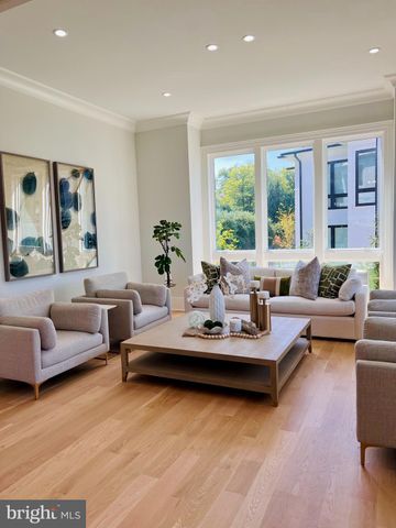 $4,400,000 | 6508 Halls Farm Lane, McLean, VA 22101