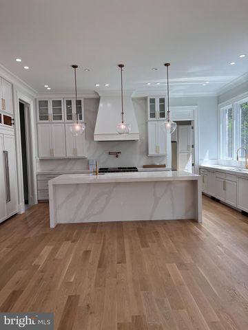 $4,400,000 | 6508 Halls Farm Lane, McLean, VA 22101