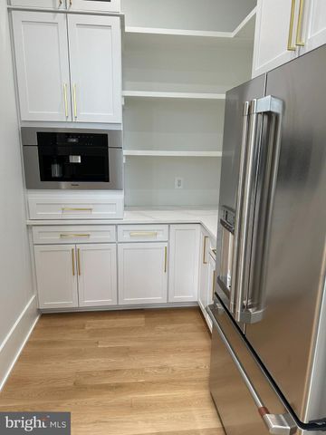 $4,400,000 | 6508 Halls Farm Lane, McLean, VA 22101