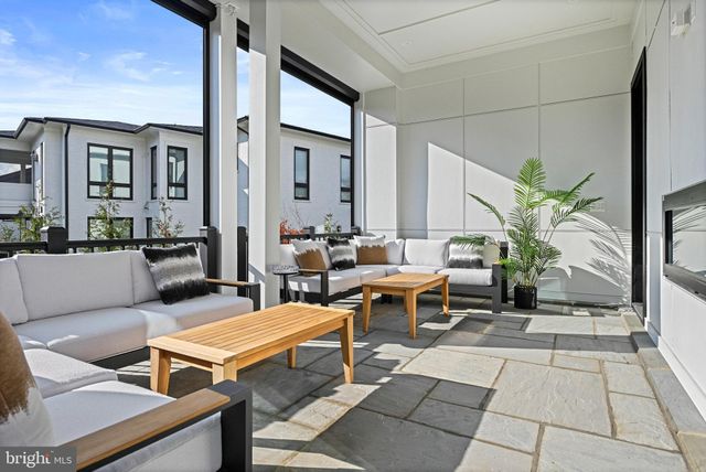 $4,400,000 | 6508 Halls Farm Lane, McLean, VA 22101