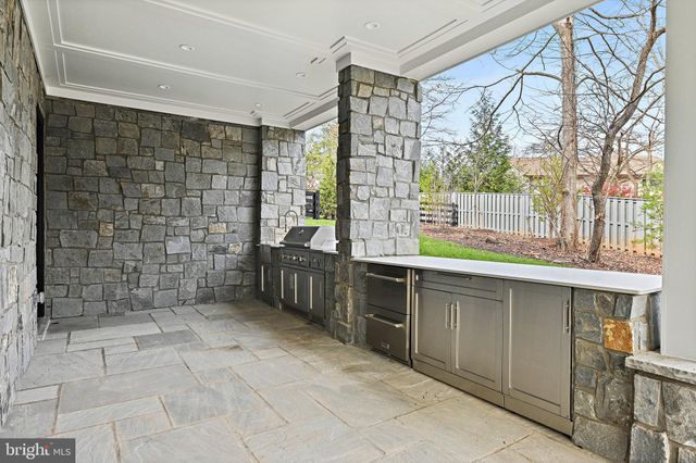 $4,400,000 | 6508 Halls Farm Lane, McLean, VA 22101