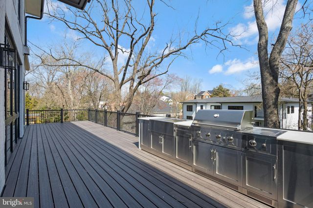 $4,400,000 | 6508 Halls Farm Lane, McLean, VA 22101