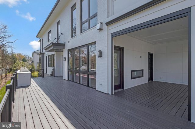 $4,400,000 | 6508 Halls Farm Lane, McLean, VA 22101