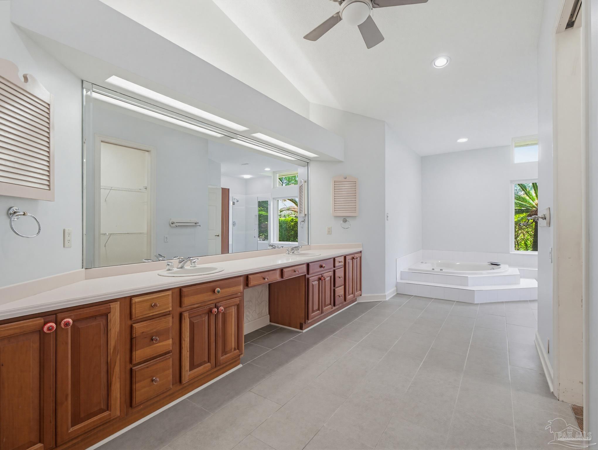 1400 Kings Road Cantonment, FL 32533 - Photo 54 of 63 Gallery Image 54