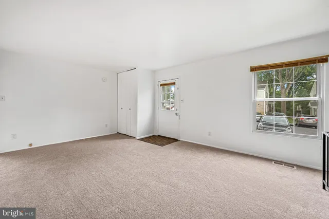 a view of entryway and hall