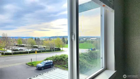 $335,000 | 485 Southwest Bayshore Drive, Unit C301, Oak Harbor, WA 98277