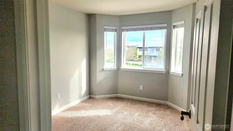 $335,000 | 485 Southwest Bayshore Drive, Unit C301, Oak Harbor, WA 98277