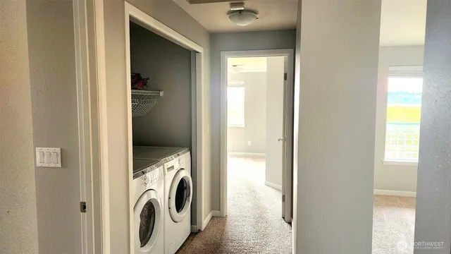 $340,000 | 485 Southwest Bayshore Drive, Unit C301, Oak Harbor, WA 98277