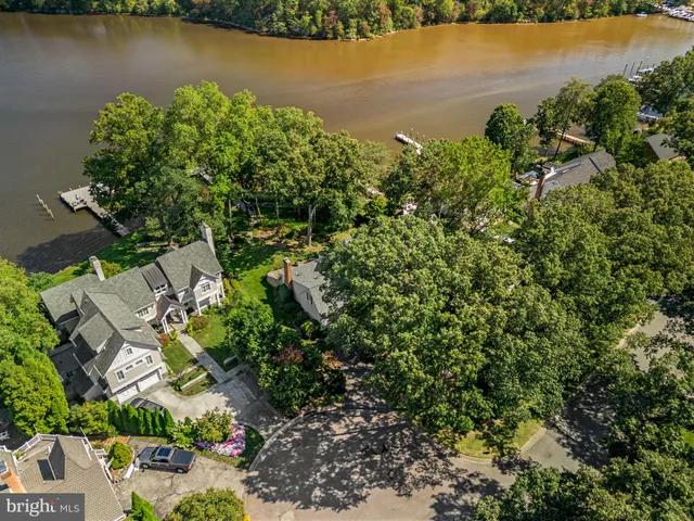 $2,500,000 | 531 Point Field Drive, Millersville, MD 21108