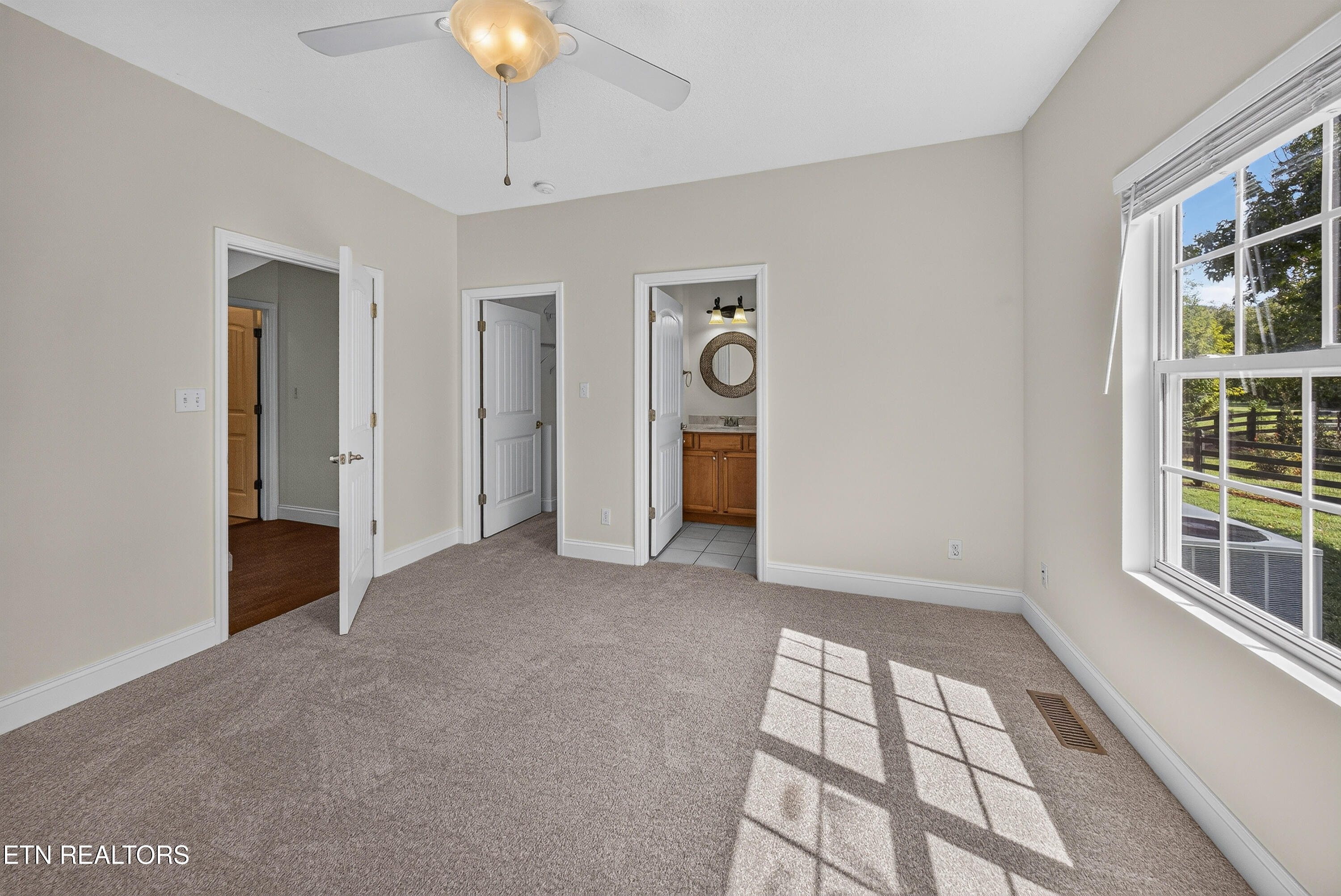 4710 Messer Lane Powell, TN 37849 - Photo 20 of 40 Primary Bedroom