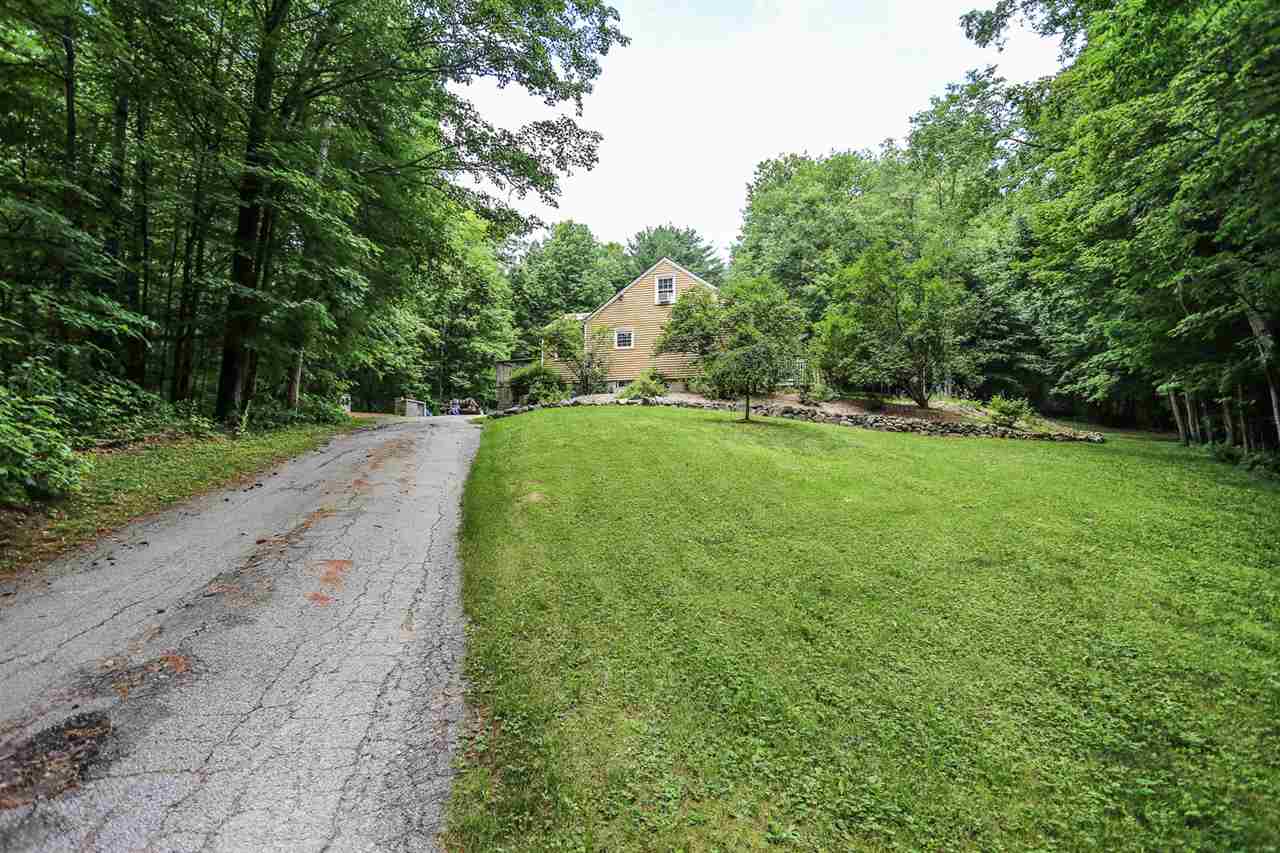 268 Robert Rogers Road Dunbarton, NH 03046 - Photo 1 of 36