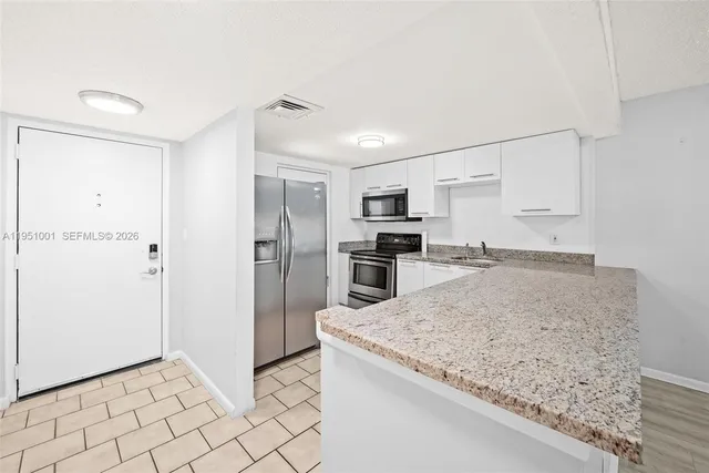 $2,200 | 2302 South Cypress Bend Drive, Unit 210, Pompano Beach, FL 33069