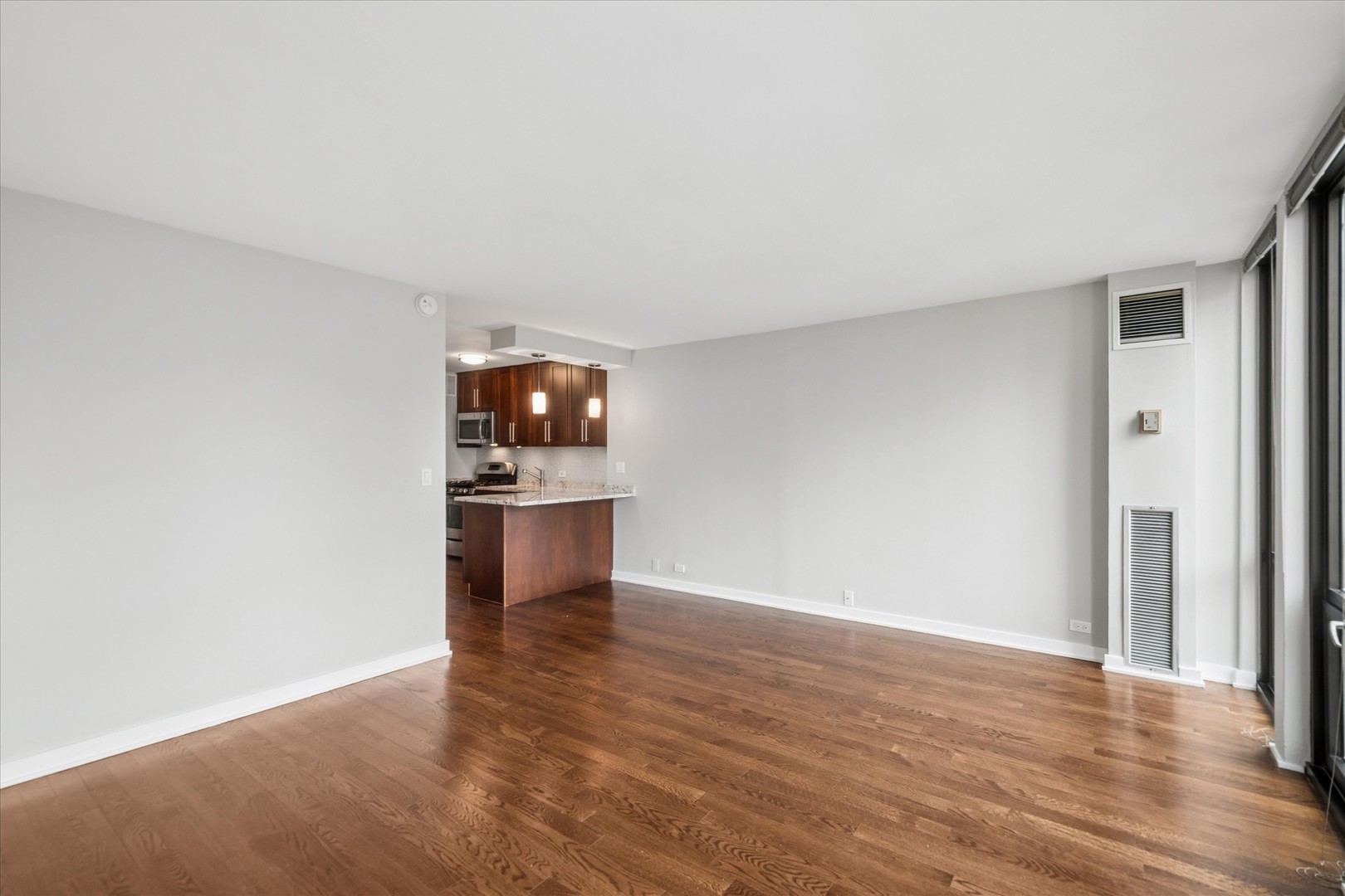 1 East Scott Street, Unit 1112 Chicago, IL 60610 - Photo 5 of 13