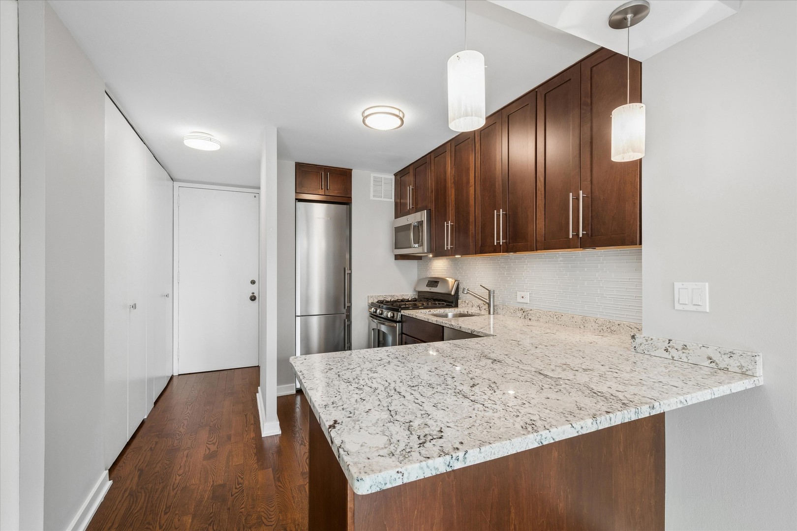 1 East Scott Street, Unit 1112 Chicago, IL 60610 - Photo 7 of 13
