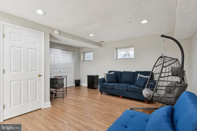 $425,000 | 9017 Constant Course, Columbia, MD 21046