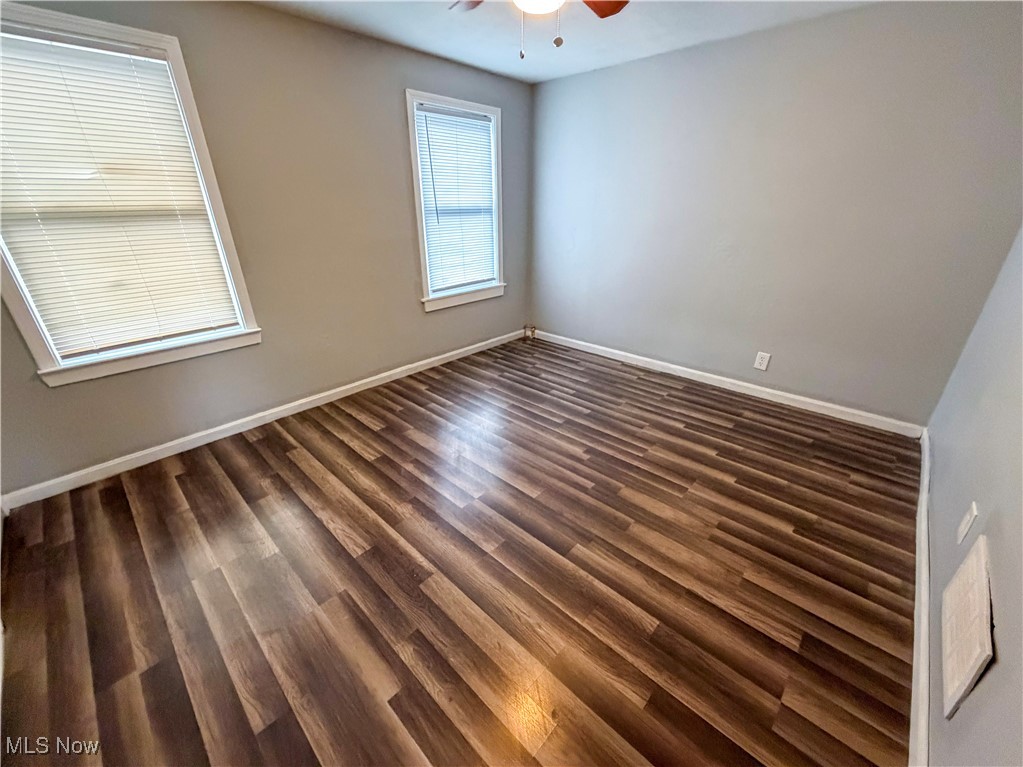 2405 Youngstown Road Southeast Warren, OH 44484 - Photo 22 of 41