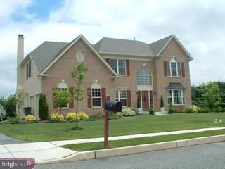 13 Cameron Court Exton, PA 19341 - Photo 1 of 3 Gallery Image 1
