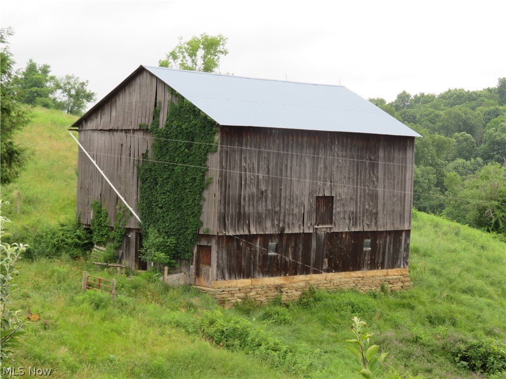 47409 John Lengacher Road Sardis, OH 43946 - Photo 14 of 17