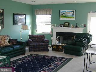54 Manley Road Pennington, NJ 08534 - Photo 2 of 6