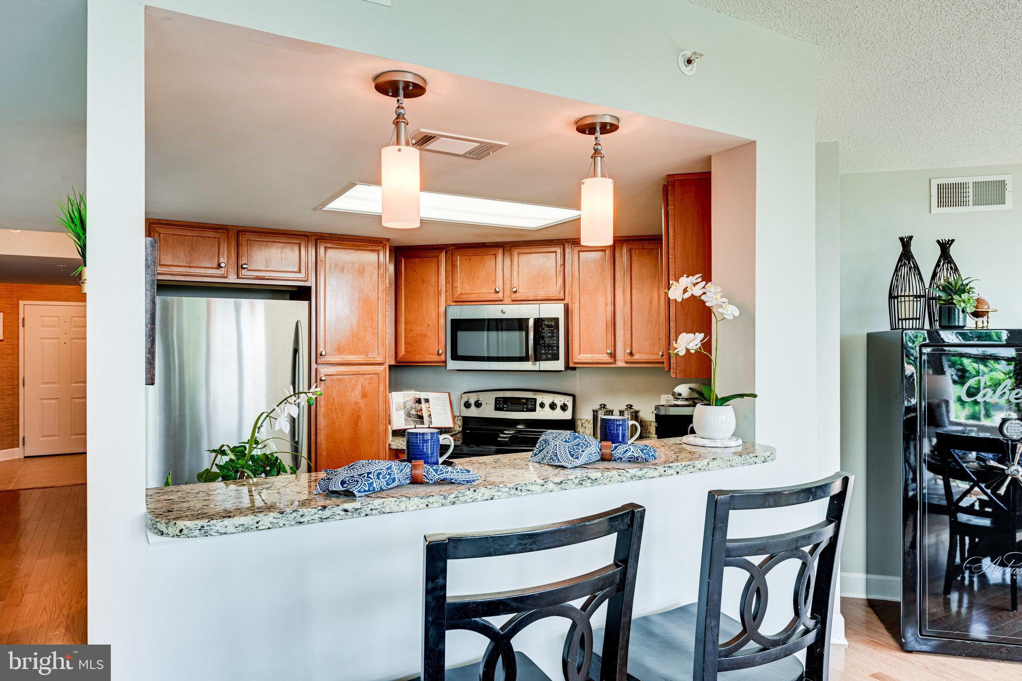 11800 Sunset Hills Road, Unit 714 Reston, VA 20190 - Photo 9 of 44 Breakfast Nook - Even the Chef can enjoy the view