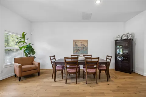 $750,000 | 917 Moody Street, Houston, TX 77009