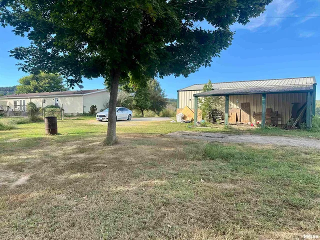 $179,900 | 4295 Lick Creek Road, Buncombe, IL 62912