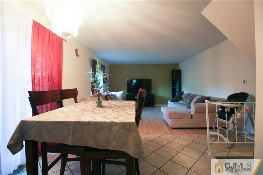 5 Fordham Road Somerset, NJ 08873 - Photo 6 of 23 Gallery Image 6