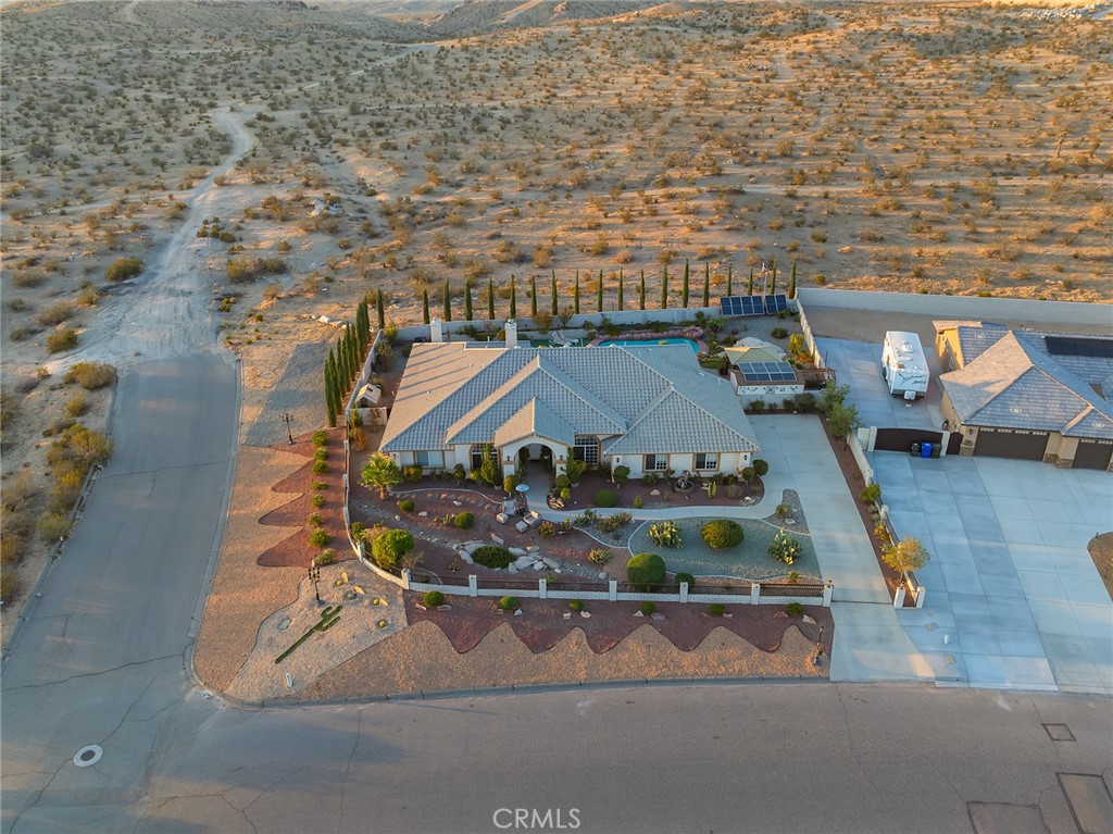 17846 Ohna Road Apple Valley, CA 92307 - Photo 5 of 51 Gallery Image 5
