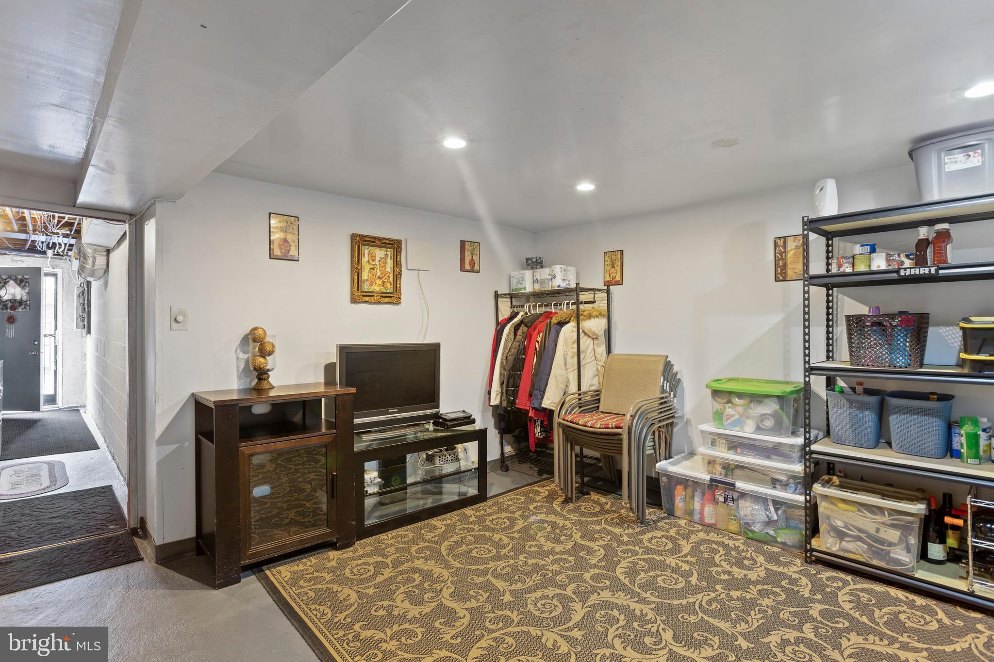 1624 Pennington Road Philadelphia, PA 19151 - Photo 19 of 21