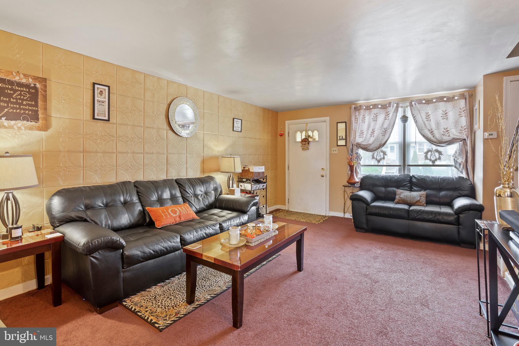 1624 Pennington Road Philadelphia, PA 19151 - Photo 4 of 21