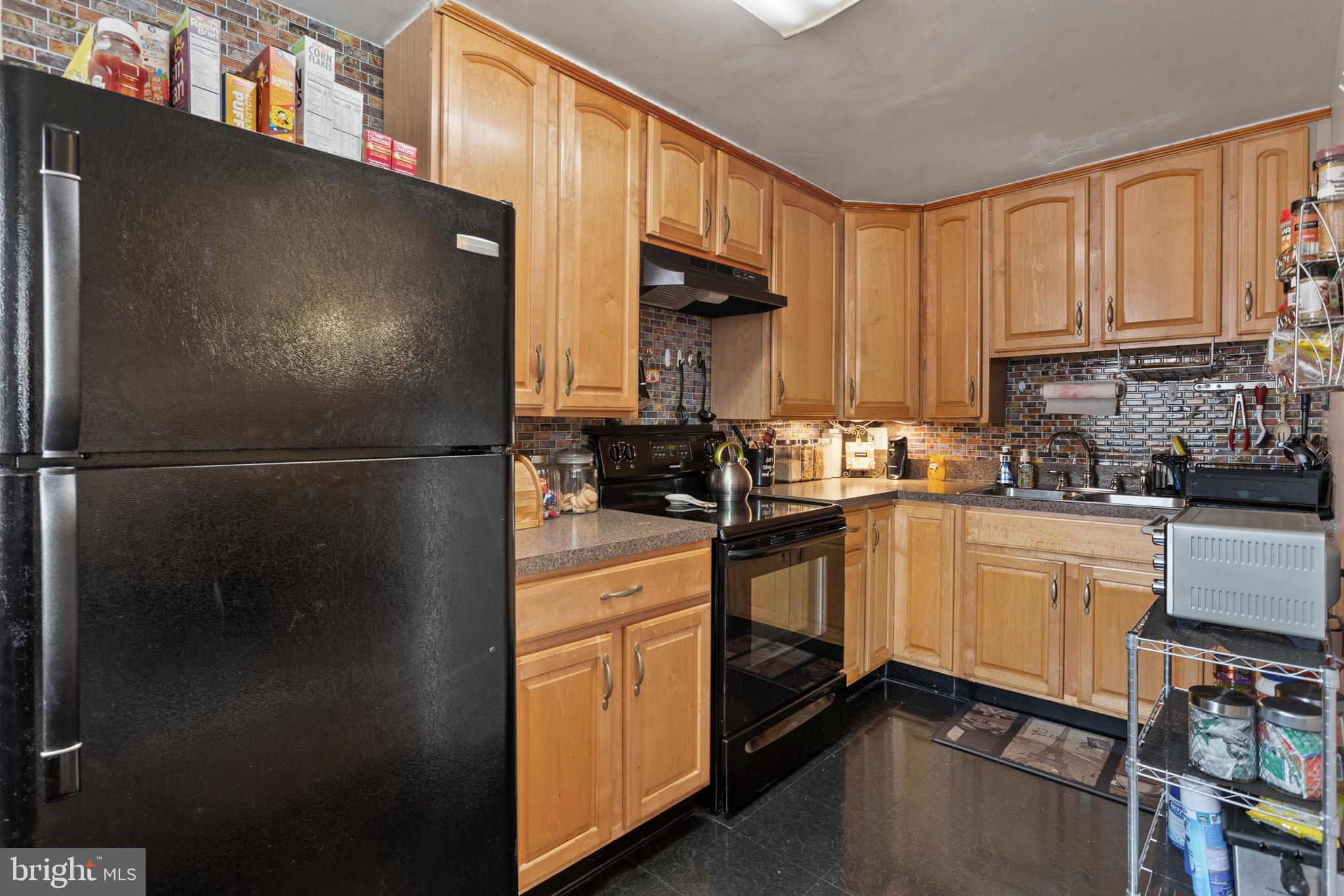 1624 Pennington Road Philadelphia, PA 19151 - Photo 8 of 21