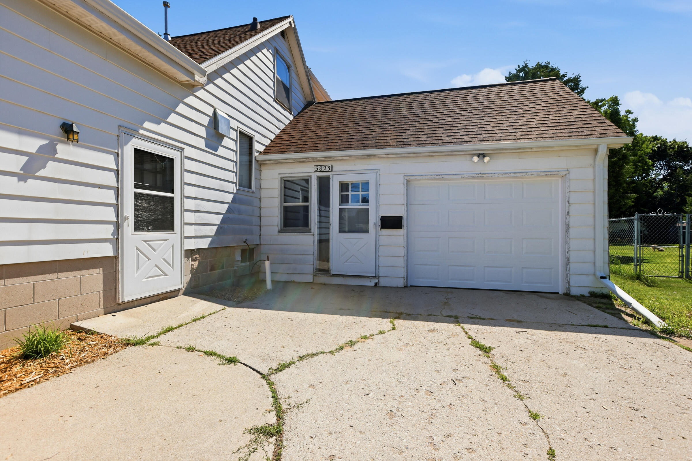 3823 Tannery Road Two Rivers, WI 54241 - Photo 2 of 40 3823TanneryRd-2
