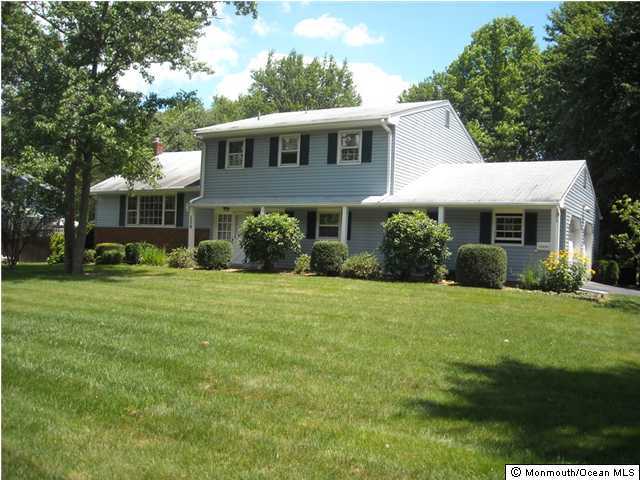 134 Stillwells Corner Road Freehold, NJ 07728 - Photo 1 of 3 Primary Photo