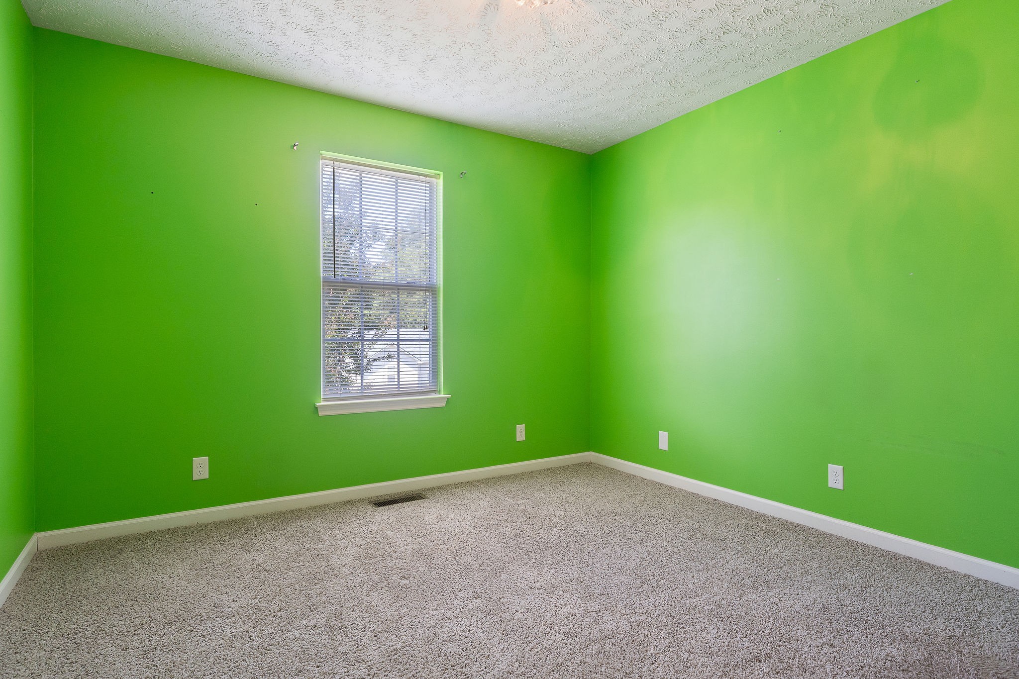 223 Willow Way McMinnville, TN 37110 - Photo 15 of 20