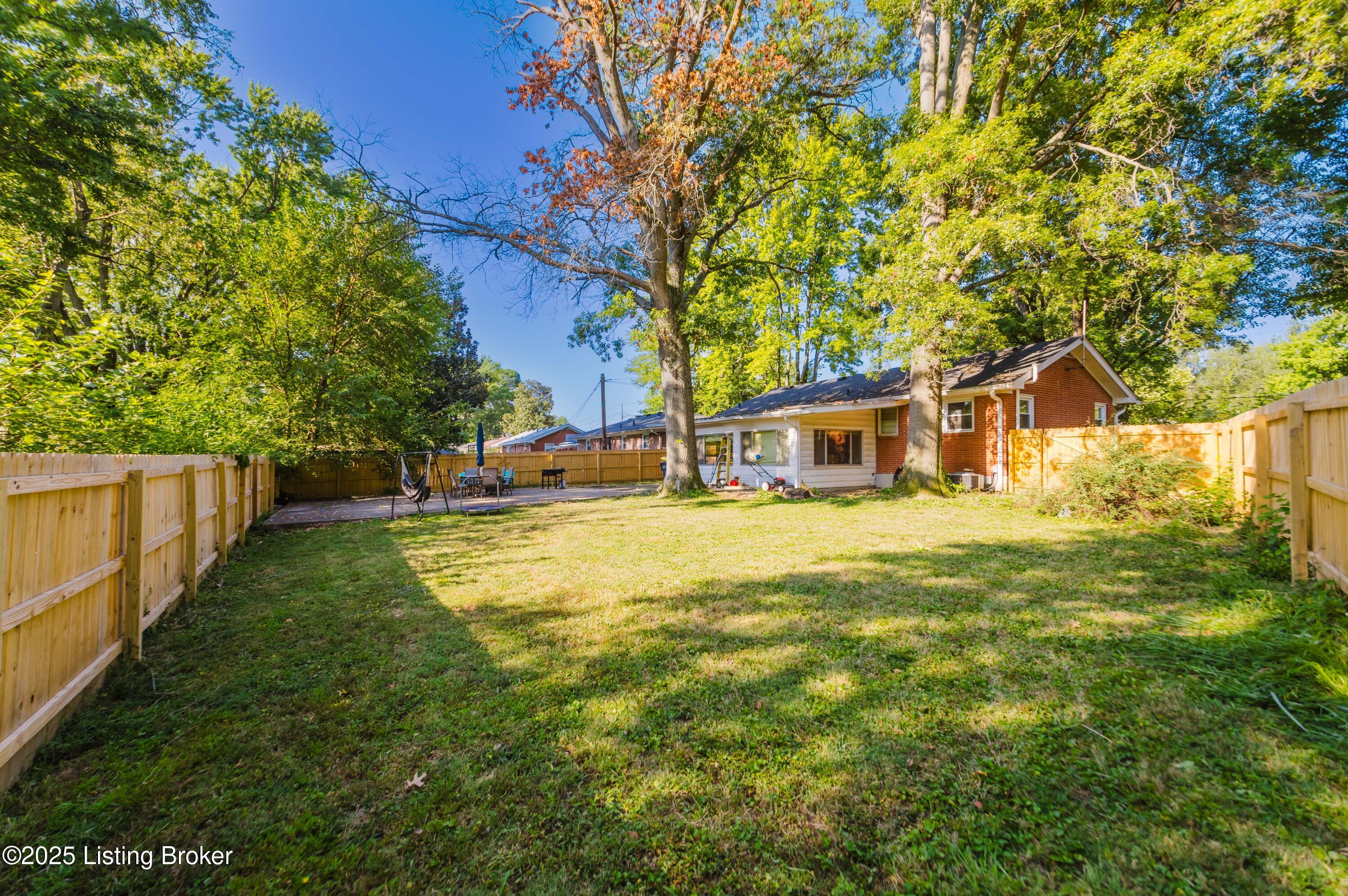 6311 Hunters Grove Road Louisville, KY 40216 - Photo 28 of 36 6311 Hunters Grove Rd-38