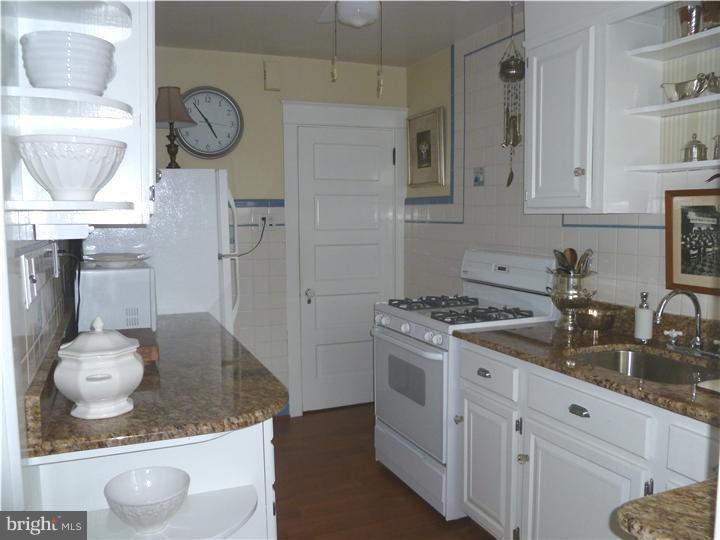 113 Gladstone Road Lansdowne, PA 19050 - Photo 13 of 21 Kitchen