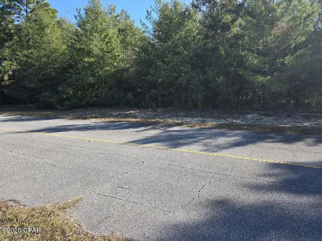 $33,900 | 10-11 Ambassador Drive, Chipley, FL 32428