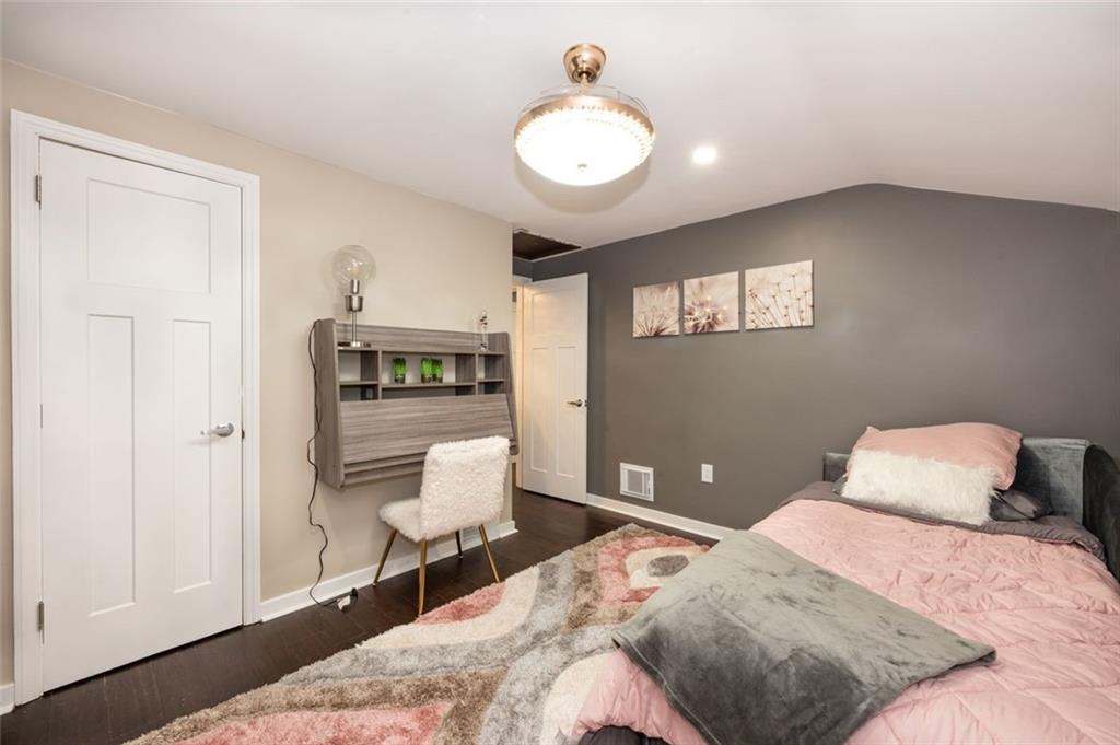 111 Kaylor Road Pittsburgh, PA 15237 - Photo 14 of 25 Gallery Image 14