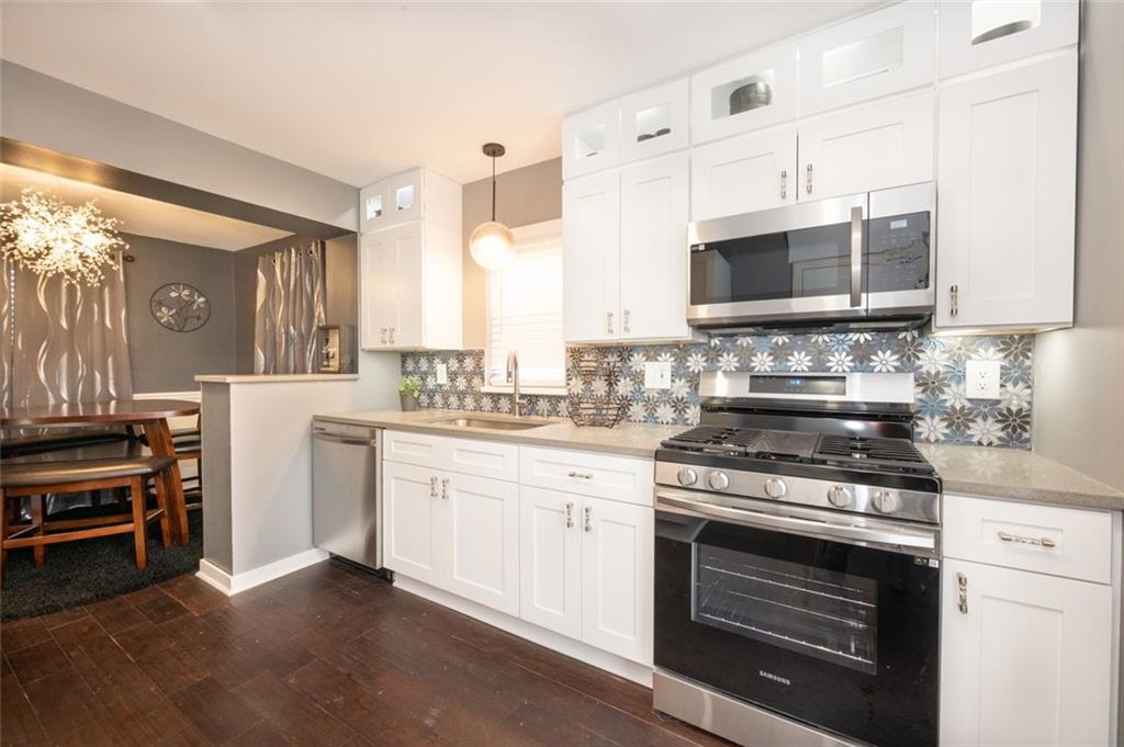 111 Kaylor Road Pittsburgh, PA 15237 - Photo 3 of 25 Gallery Image 3