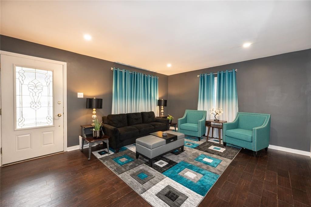 111 Kaylor Road Pittsburgh, PA 15237 - Photo 9 of 25 Gallery Image 9
