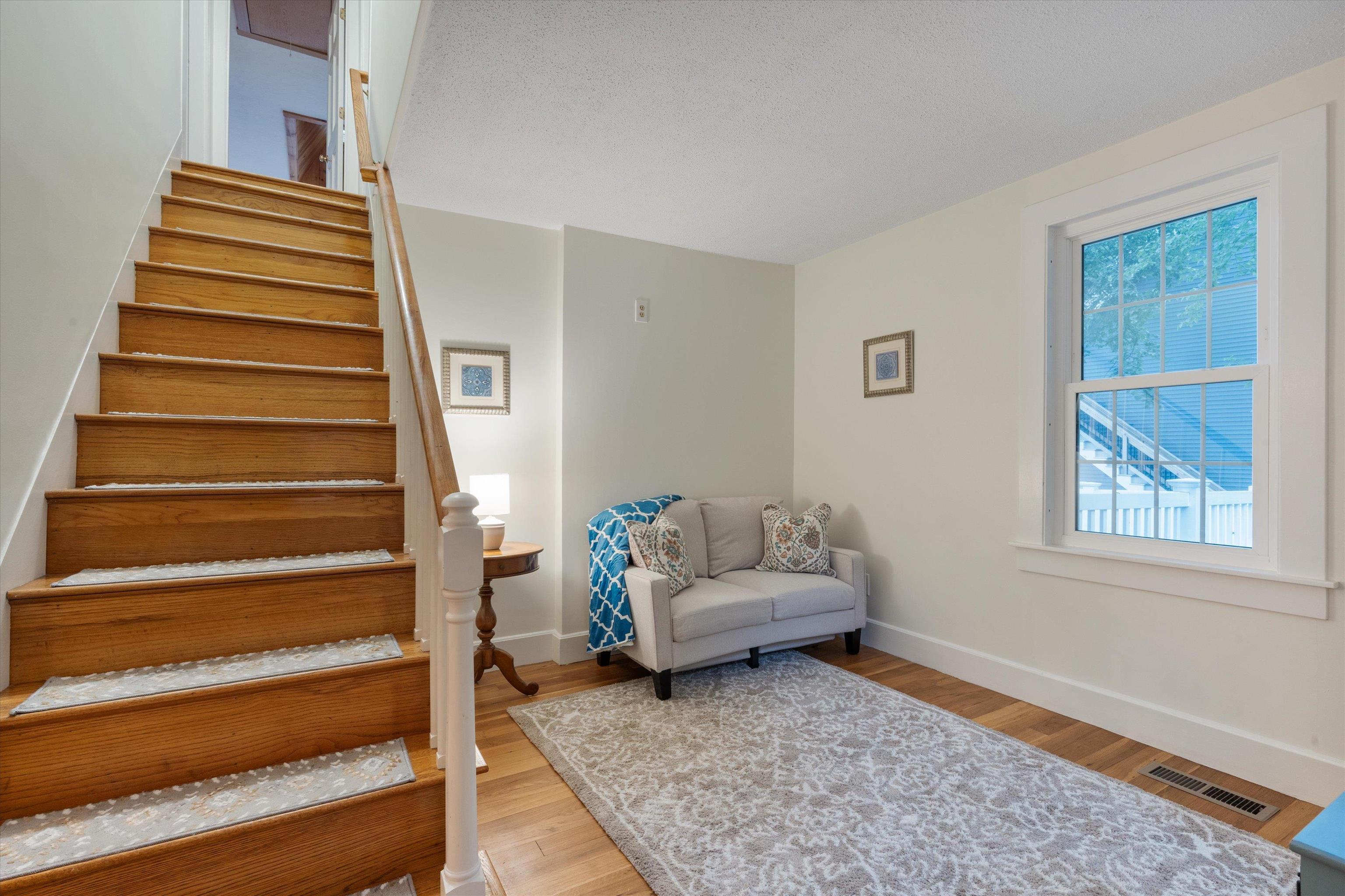 1369 Front Street Manchester, NH 03102 - Photo 10 of 39 Gallery Image 10