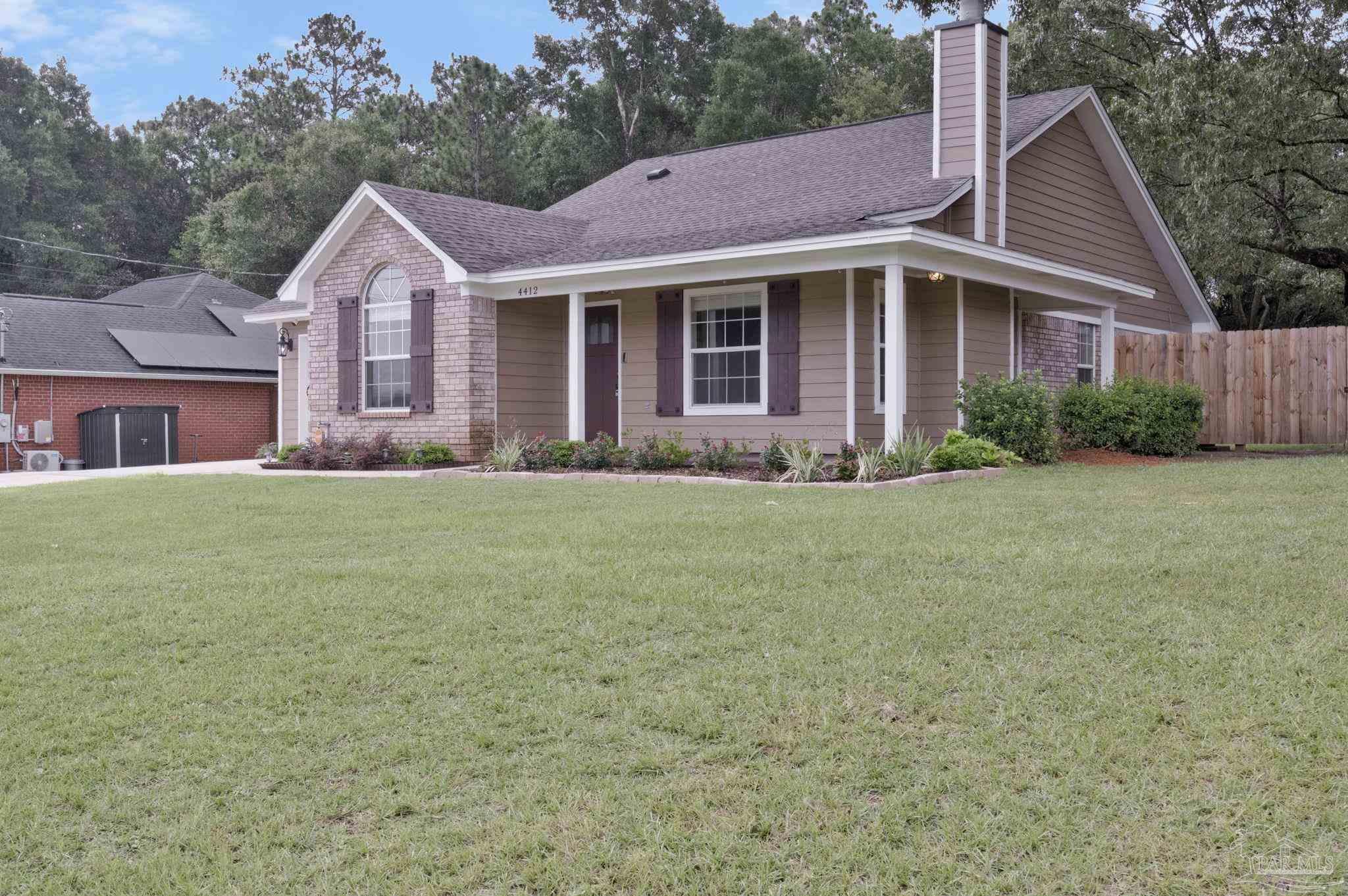 4412 Chantilly Way Milton, FL 32583 - Photo 7 of 63