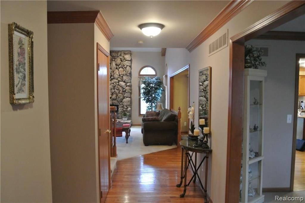 47105 Liberty Bell Road North Macomb, MI 48044 - Photo 10 of 36