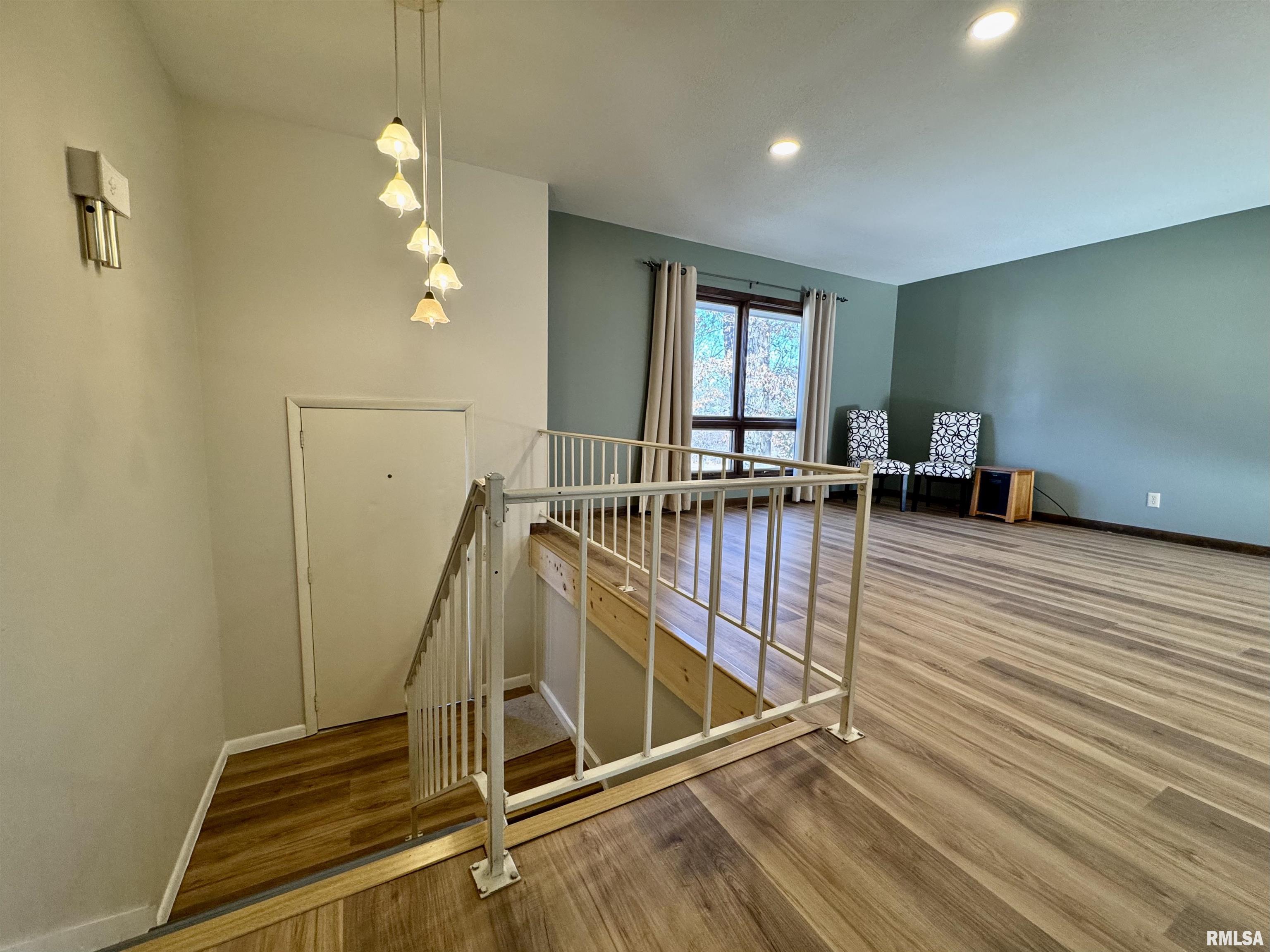 5 Indian Trail Road Macomb, IL 61455 - Photo 8 of 37 Gallery Image 8